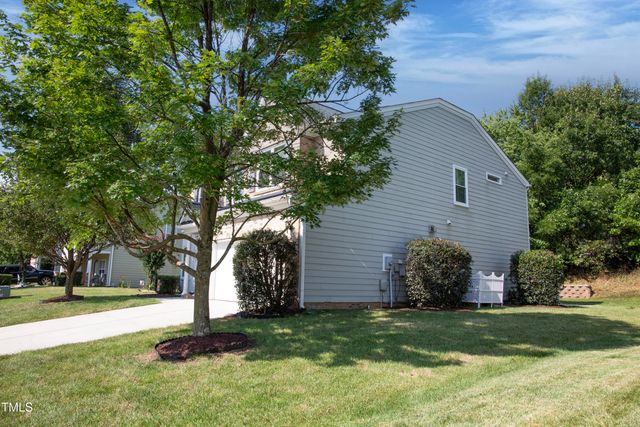 804 Blue Thorn Drive, Apex, NC 27539