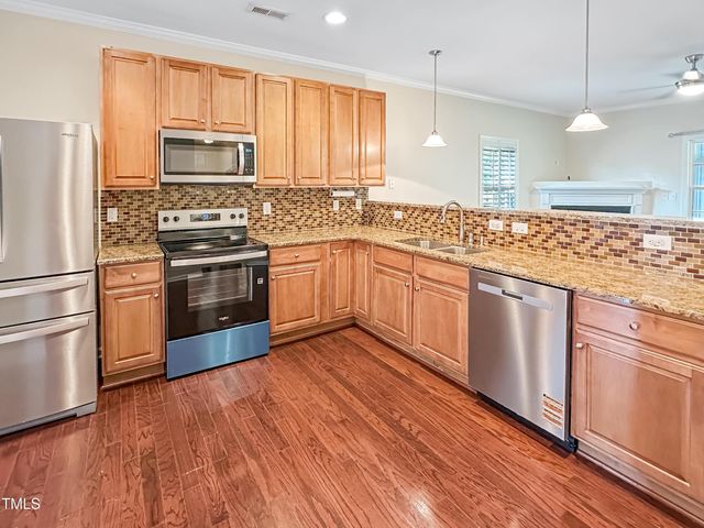 804 Blue Thorn Drive, Apex, NC 27539