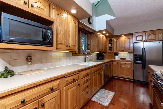 7361 Hyperion Pointe Drive, Johnston, IA 50131