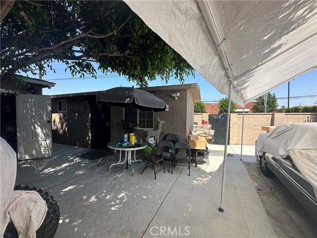 10673 Saticoy Street, Sun Valley (los Angeles), CA 91352