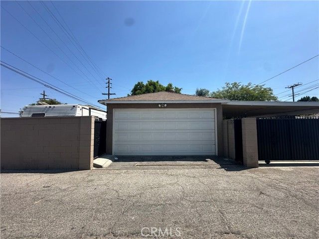 10673 Saticoy Street, Sun Valley (los Angeles), CA 91352