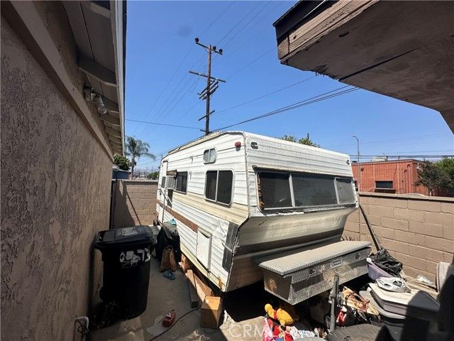 10673 Saticoy Street, Sun Valley (los Angeles), CA 91352