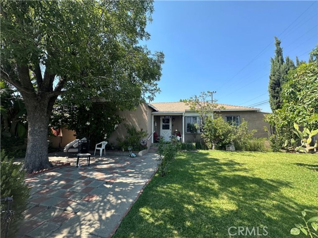 10673 Saticoy Street, Sun Valley (los Angeles), CA 91352