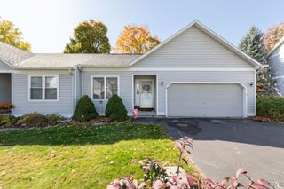 122 Timber Wolf Circle, Geddes, NY 13209