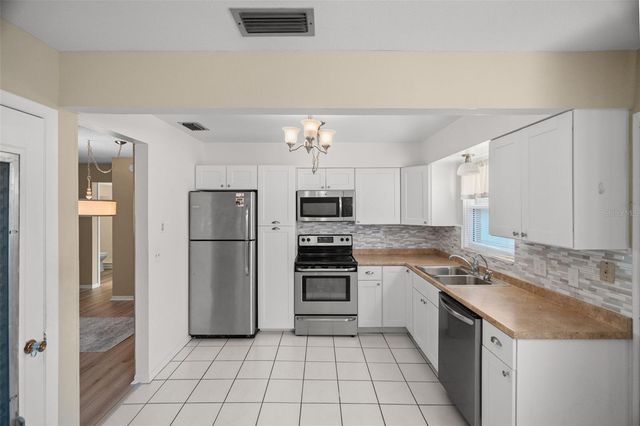 8452 PHILLIP N 8452, Pinellas Park, FL 33781