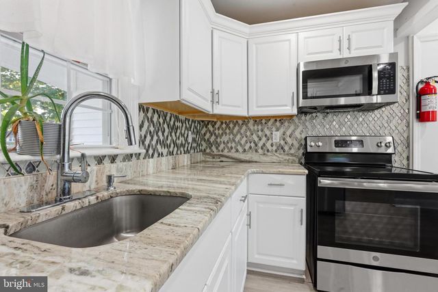 26 BAYBERRY LN, Willingboro, NJ 08046