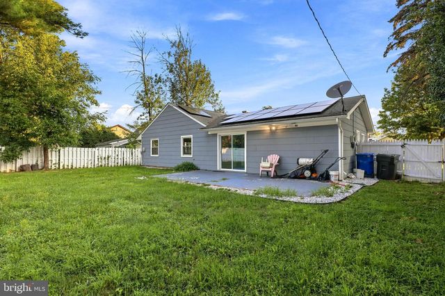 26 BAYBERRY LN, Willingboro, NJ 08046