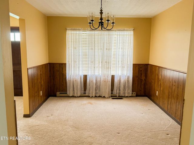 253 Lincoln Drive, Harrogate, TN 37752