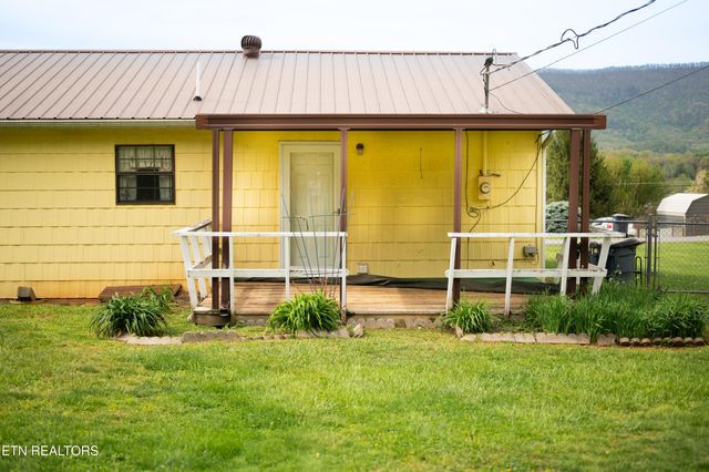 253 Lincoln Drive, Harrogate, TN 37752