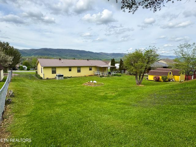 253 Lincoln Drive, Harrogate, TN 37752