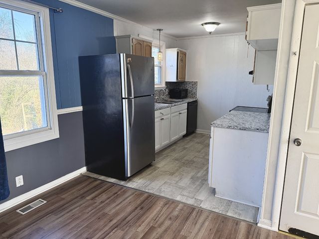 132 Hollywood Blvd, Gallatin, TN 37066