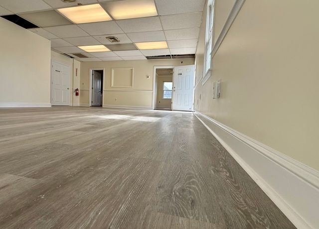 19 Central B, Norwood, MA 02062