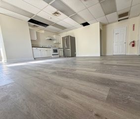 19 Central B, Norwood, MA 02062