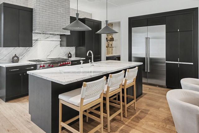 4636 Belclaire Avenue, Highland Park, TX 75209