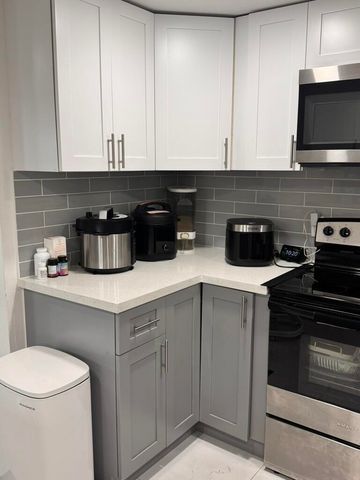 2364 S Haverhill Road, West Palm Beach, FL 33415