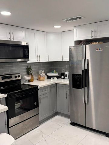 2364 S Haverhill Road, West Palm Beach, FL 33415