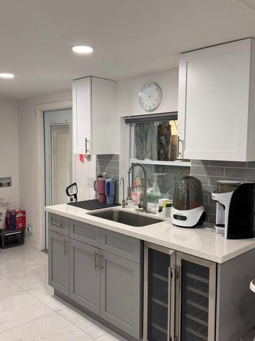 2364 S Haverhill Road, West Palm Beach, FL 33415