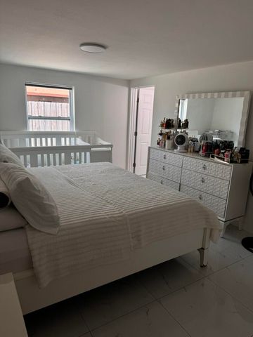 2364 S Haverhill Road, West Palm Beach, FL 33415