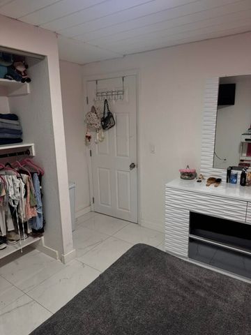 2364 S Haverhill Road, West Palm Beach, FL 33415