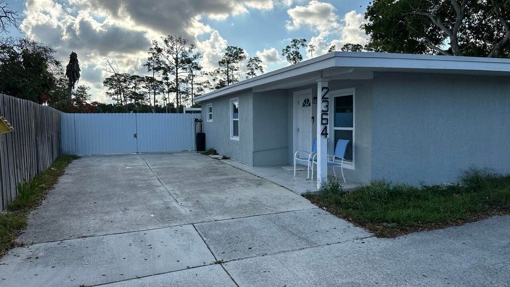 2364 S Haverhill Road, West Palm Beach, FL 33415