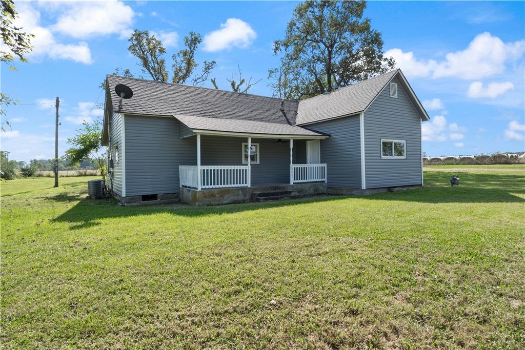 20617 W Highway 72, Gravette, AR 72736