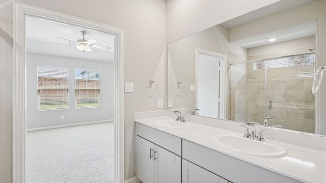 413 Midnight Oak Drive, Mckinney, TX 75069