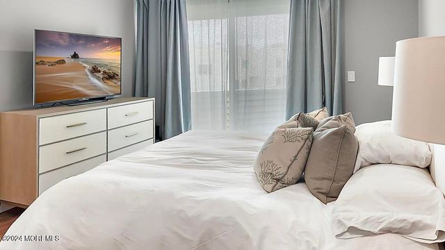 32 Sunset Avenue, Long Branch, NJ 07740