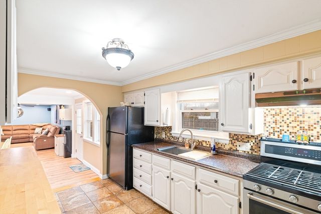 35 Woodbine Street, Attleboro, MA 02703