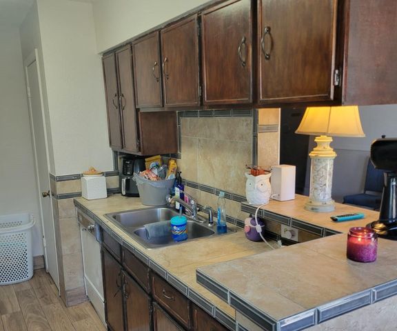 4011 Nasa Rd 1 112, Seabrook, TX 77586