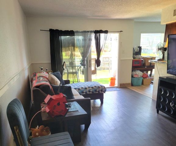 4011 Nasa Rd 1 112, Seabrook, TX 77586