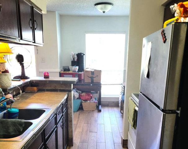 4011 Nasa Rd 1 112, Seabrook, TX 77586