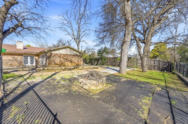 1503 N Fielder Road, Arlington, TX 76012