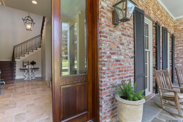 17220 N Lakeway Ave, Baton Rouge, LA 70810