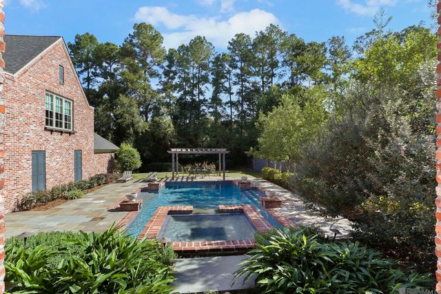 17220 N Lakeway Ave, Baton Rouge, LA 70810