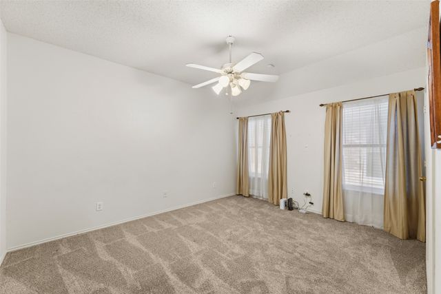 837 Applewood Drive, Cedar Hill, TX 75104
