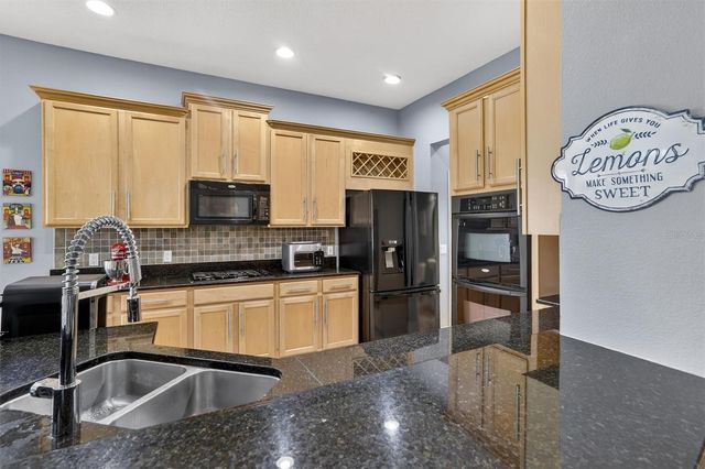 416 MANNS HARBOR DRIVE, Apollo Beach, FL 33572