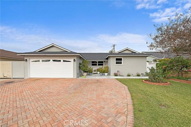 437 E Mauna Loa, Glendora, CA 91740