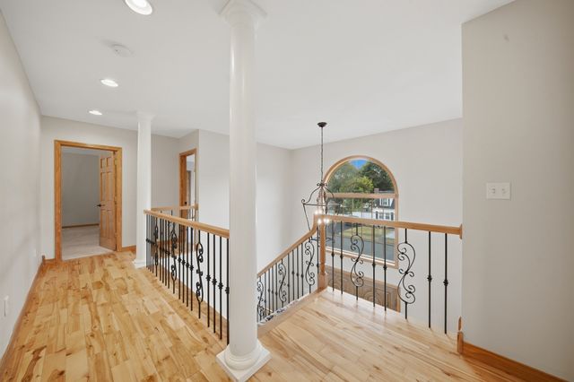 9 Myopia Rd, Stoneham, MA 02180