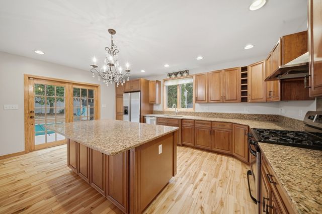 9 Myopia Rd, Stoneham, MA 02180