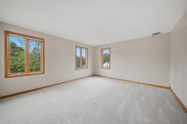 9 Myopia Rd, Stoneham, MA 02180