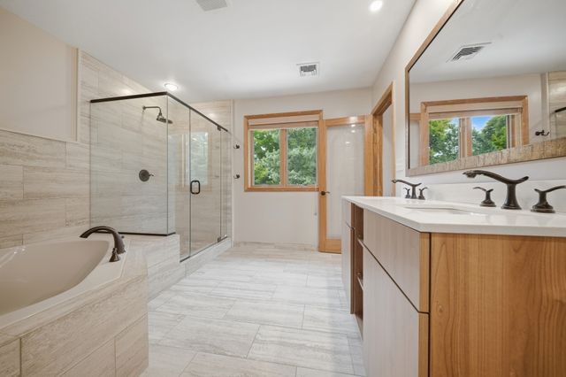 9 Myopia Rd, Stoneham, MA 02180