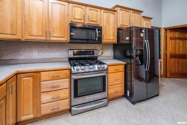 125 Princess Lane, Carbondale, IL 62901