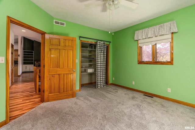 125 Princess Lane, Carbondale, IL 62901