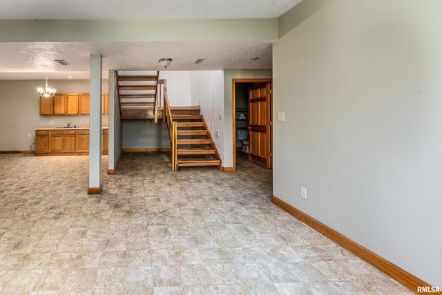 125 Princess Lane, Carbondale, IL 62901