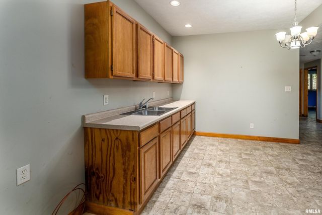 125 Princess Lane, Carbondale, IL 62901