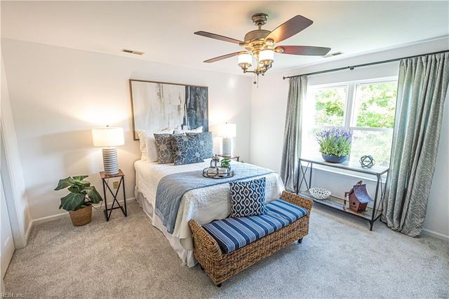 108 Golden Maple DR, Virginia Beach, VA 23452