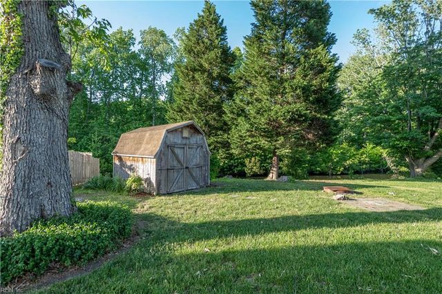 108 Golden Maple DR, Virginia Beach, VA 23452