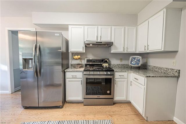108 Golden Maple DR, Virginia Beach, VA 23452