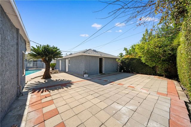 11433 Elmcrest, El Monte, CA 91732