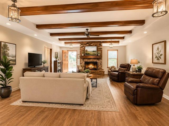 703 E 4th Street, Chandler, OK 74834